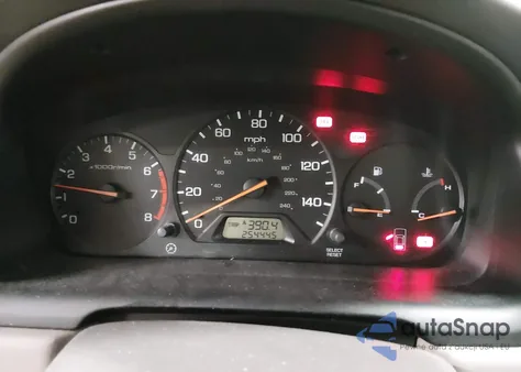 2000 Honda Accord 2.3 Ex from USA, damaged, VIN JHMCG5562YC036347